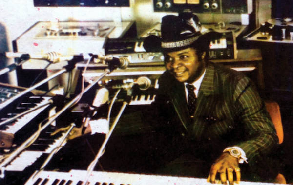 onyeabor220117