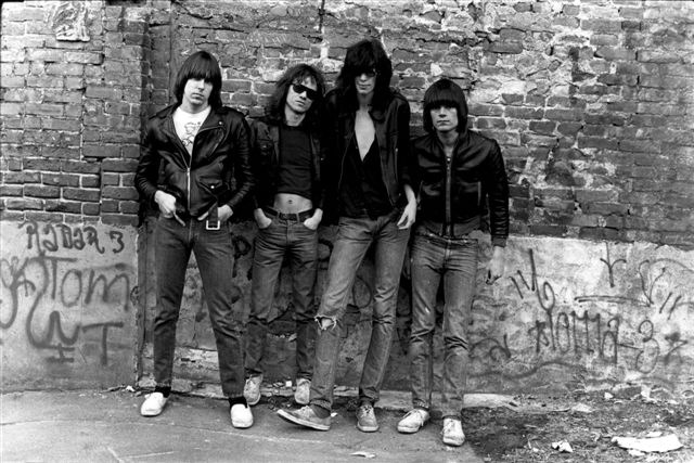 01ramones-first-album-cover