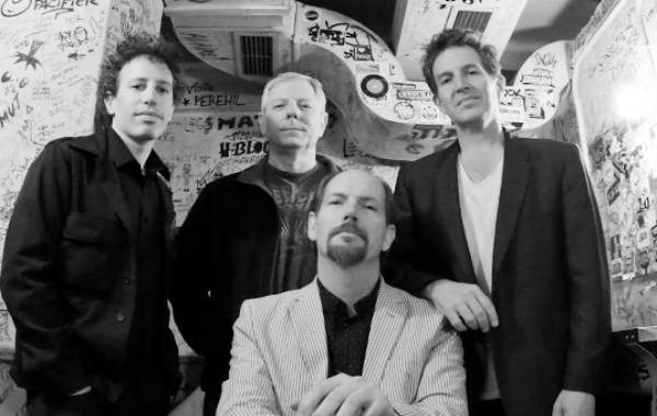 The-Dream-Syndicate200217