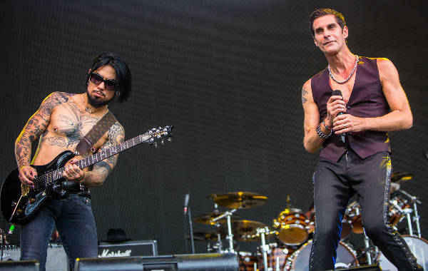 janesaddiction150617