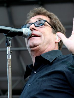 Huey_Lewis_and_the_News_2013_(9136056223)